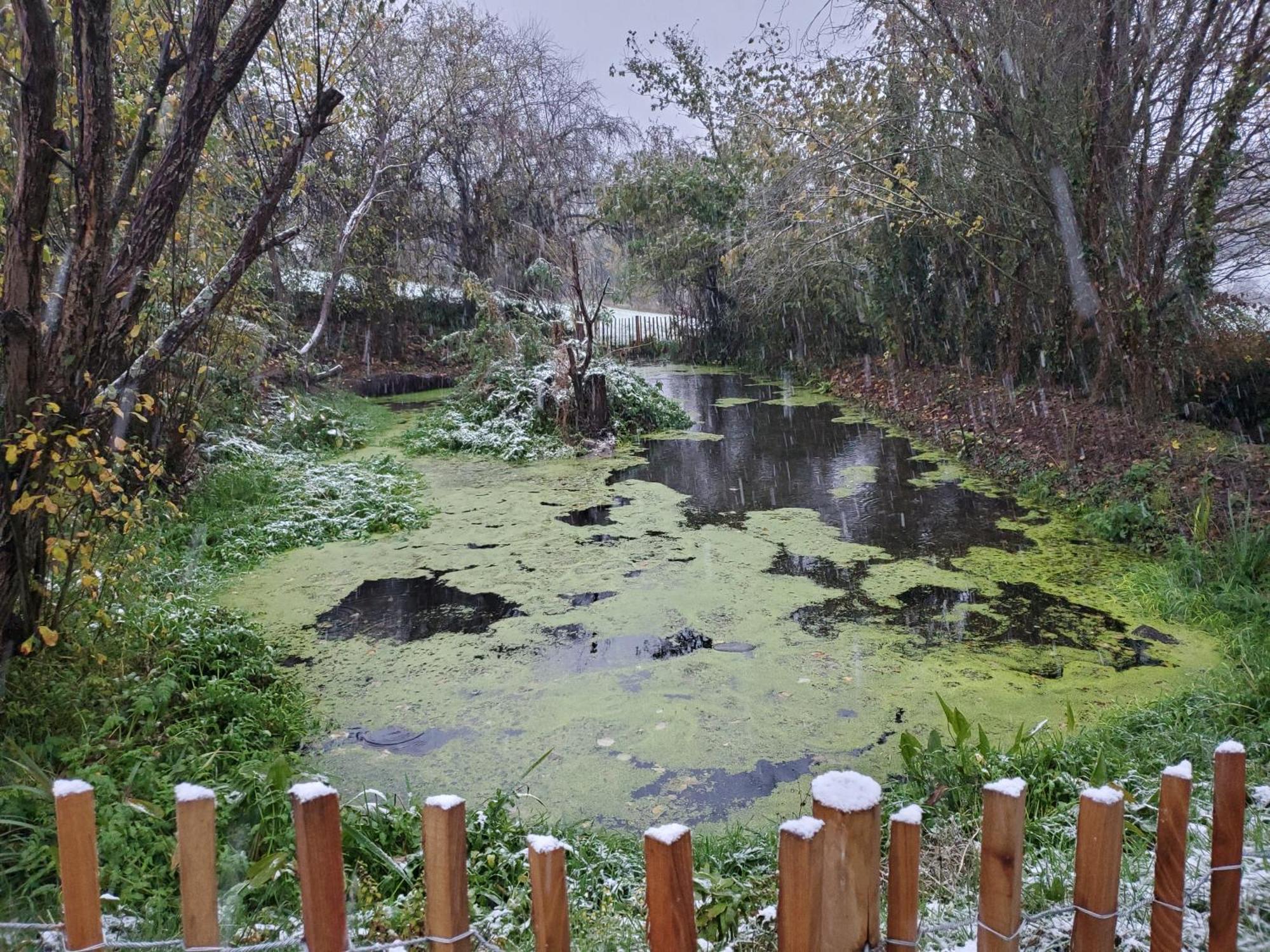 Le Clos Des Sources อิซิญี-ซูร์-แมร์ ภายนอก รูปภาพ